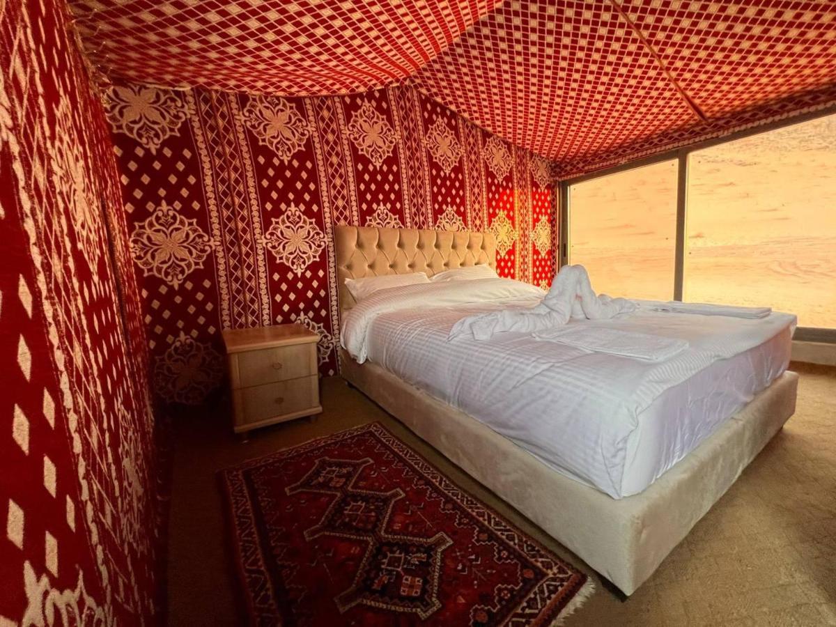 Готель Obeid'S Bedouin Life Camp Ваді-Рам Екстер'єр фото
