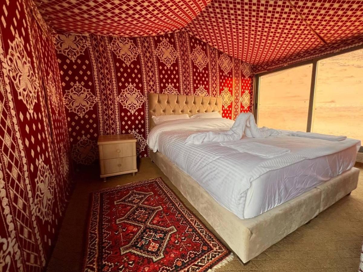 Готель Obeid'S Bedouin Life Camp Ваді-Рам Екстер'єр фото