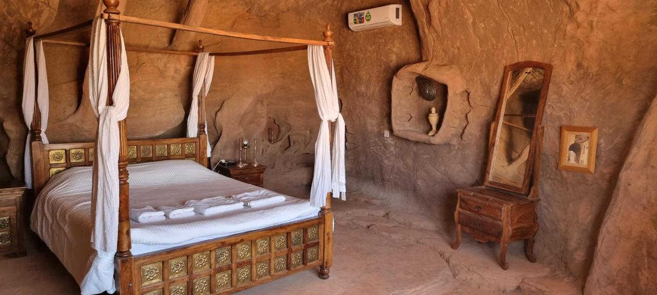 Готель Obeid'S Bedouin Life Camp Ваді-Рам Екстер'єр фото
