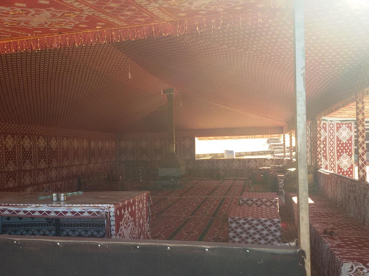 Готель Obeid'S Bedouin Life Camp Ваді-Рам Екстер'єр фото